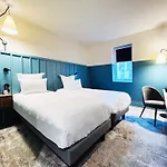 Hotel Kyriad Prestige Compiegne & 4*