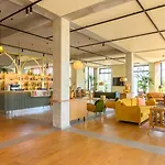 Hotel Kyriad Prestige Compiegne &