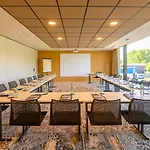 Kyriad Prestige Compiegne & Hotell 4*