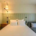 Kyriad Prestige Compiegne & Hotell