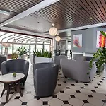 Hotel Kyriad Prestige Compiegne &