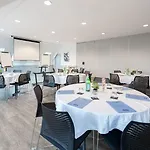 Kyriad Prestige Compiegne & 4*