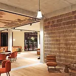 Kyriad Prestige Compiegne & Hotel 4*