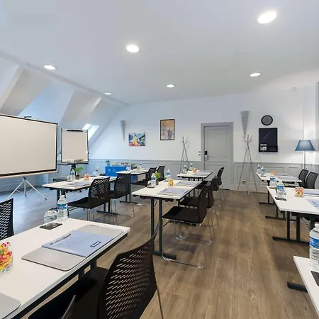 Kyriad Prestige Compiegne & 4*