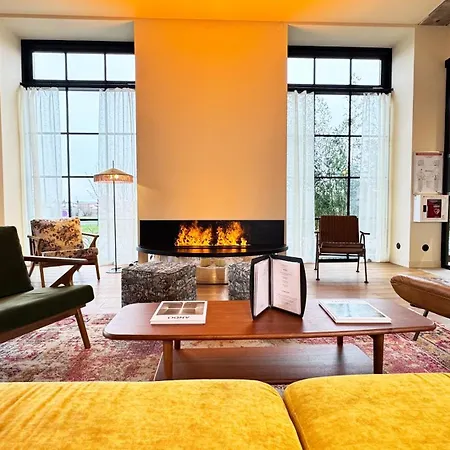 Kyriad Prestige Compiegne & 4*