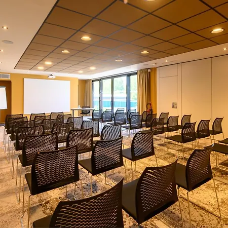 Kyriad Prestige Compiegne & Szálloda 4*