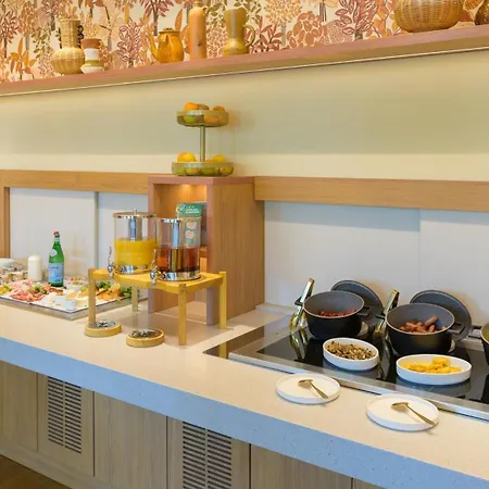 Kyriad Prestige Compiegne & Jaux