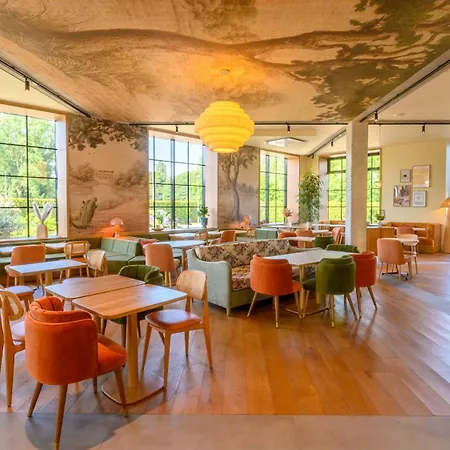 Hotel Kyriad Prestige Compiegne 4*