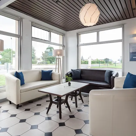 Kyriad Prestige Compiegne & Hotel 4*