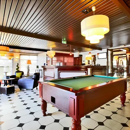 Hotel Kyriad Prestige Compiegne &