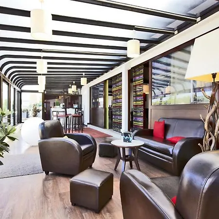 Kyriad Prestige Compiegne Jaux