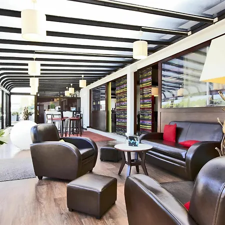 Kyriad Prestige Compiegne Hotel Jaux