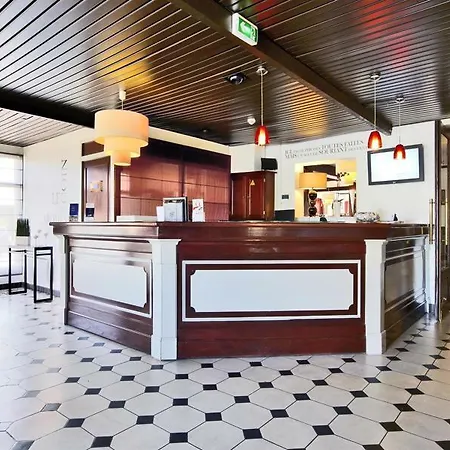 Kyriad Prestige Compiegne Hotel