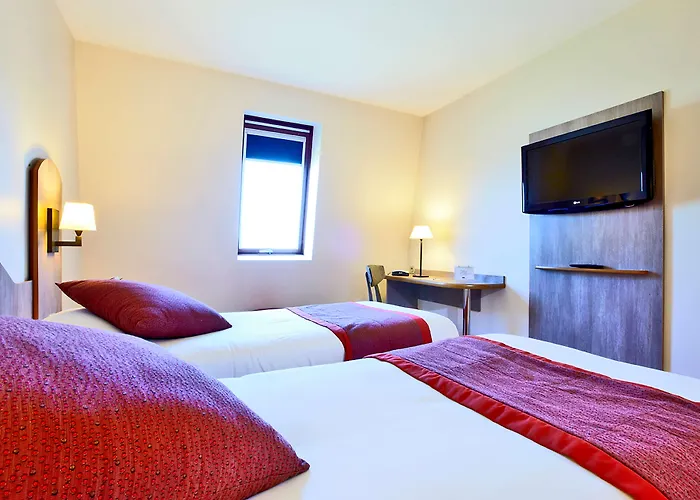 Kyriad Prestige Compiegne &