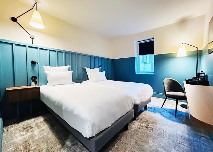 Hotel Kyriad Prestige Compiegne & 4*