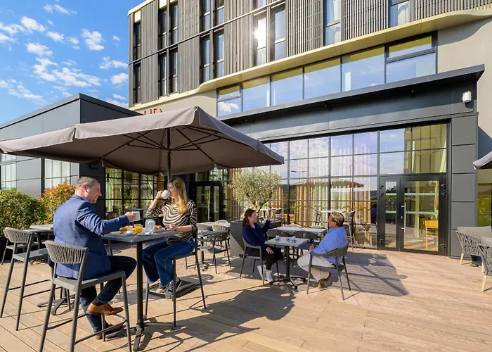 Hotel Kyriad Prestige Compiegne &