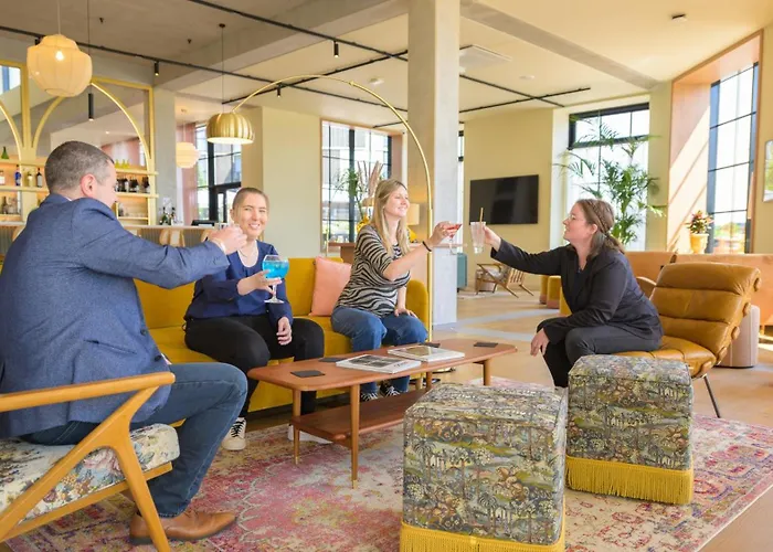 Kyriad Prestige Compiegne & Hotel 4*