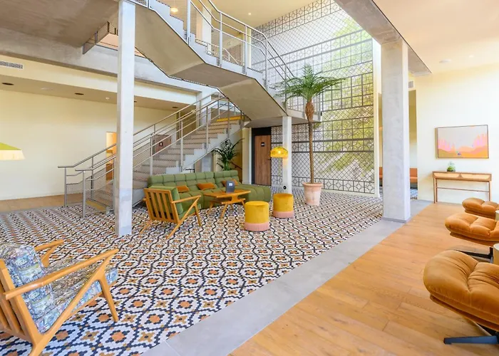 Hotel Kyriad Prestige Compiegne &