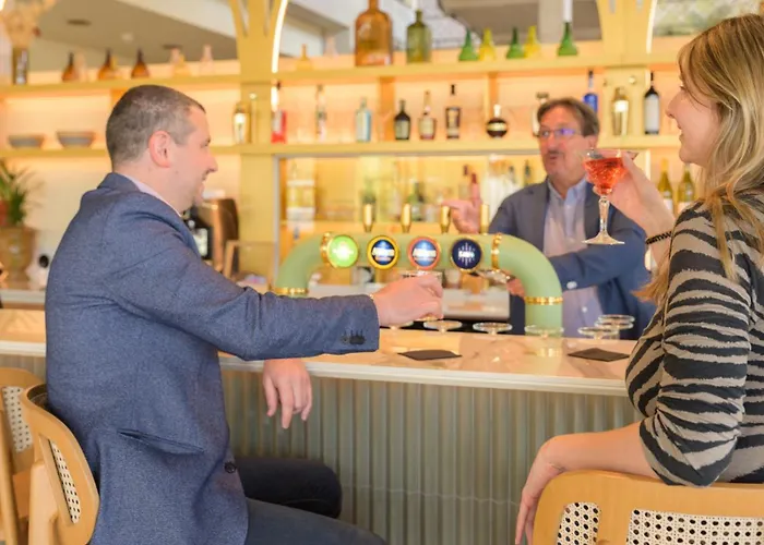 Hotel Kyriad Prestige Compiegne &