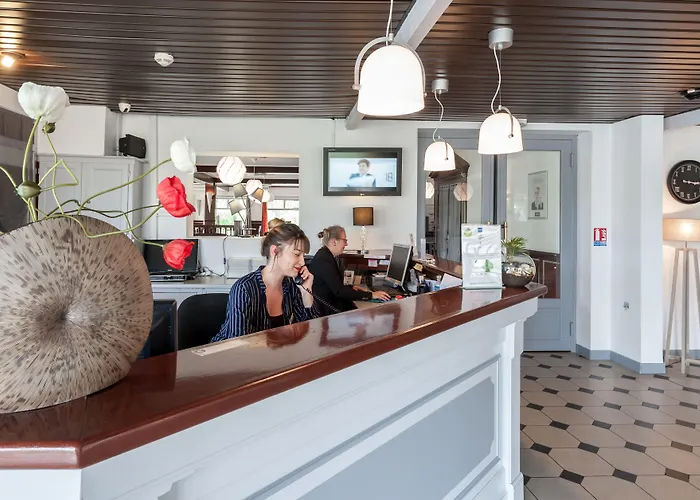 Kyriad Prestige Compiegne &