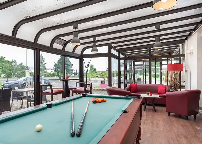 Kyriad Prestige Compiegne &