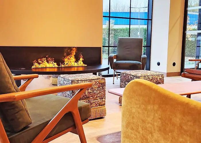 Hotel Kyriad Prestige Compiegne &