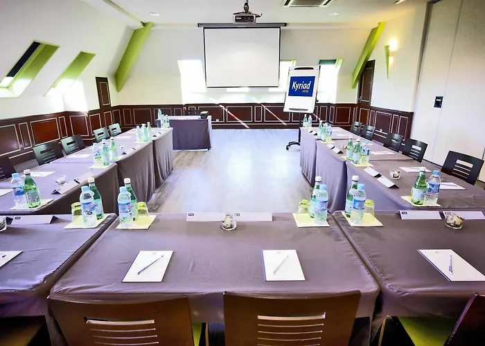 Kyriad Prestige Compiegne & Hotel